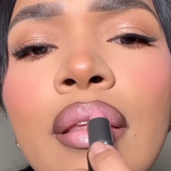 ‼️ LAST ONE 💕 PINK PEPPERMINT a M·A·CXIMAL SLEEK SATIN LIPSTICK. **NEW IN BOX. - Picture 11 of 17